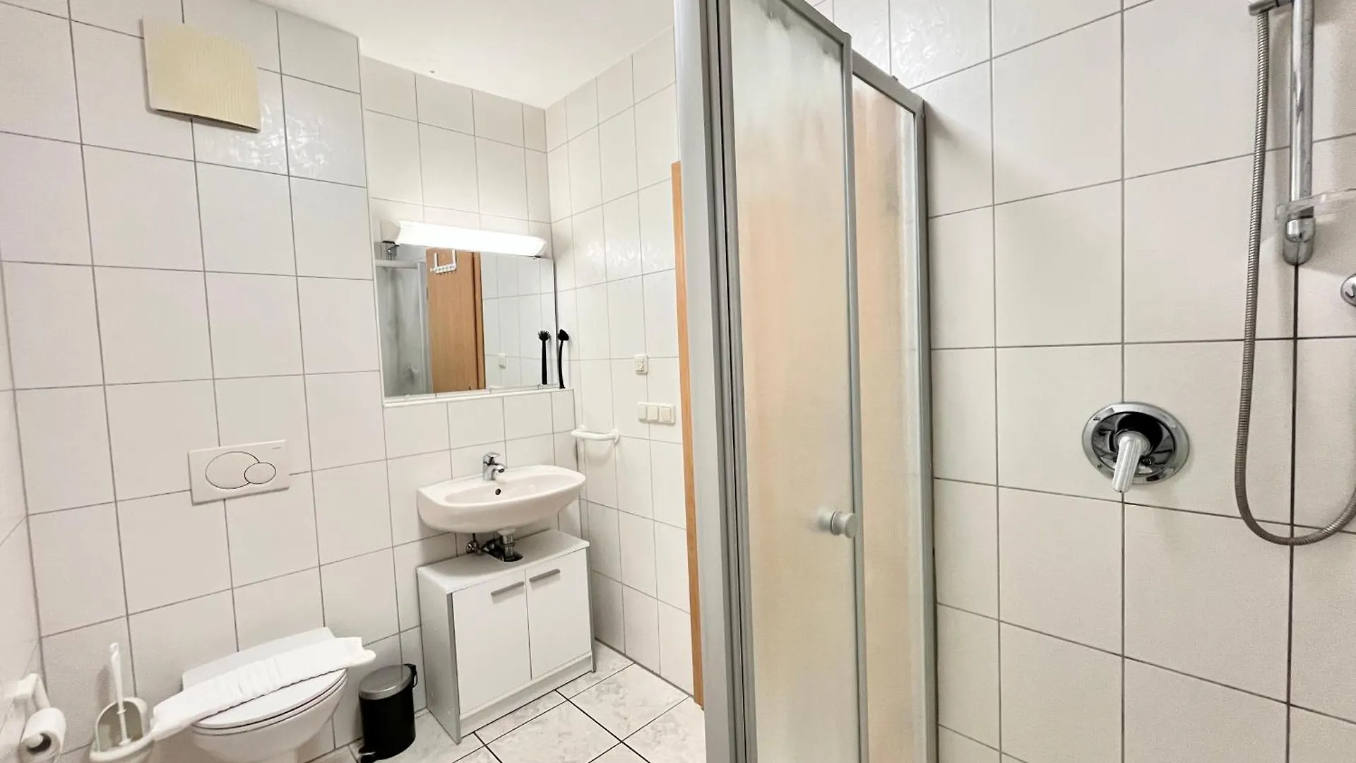 Lta Apartment Ingolstadt Irgertsheim-5 Schlafzimmer-Einzelbetten-Wlan-Waschmaschine Casa de Férias